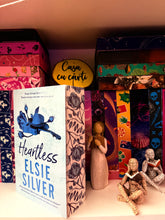 Încarcă imaginea în vizualizatorul Galerie, Heartless- Elsie Silver
