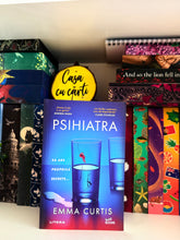 Încarcă imaginea în vizualizatorul Galerie, Psihiatra- Emma Curtis