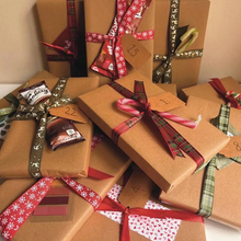 Încarcă imaginea în vizualizatorul Galerie, Advent calendar- 12 carti