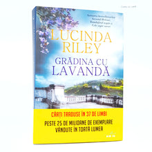 Încarcă imaginea în vizualizatorul Galerie, GRADINA CU LAVANDA - Lucinda Riley