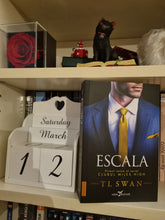 Încarcă imaginea în vizualizatorul Galerie, Escala - T L SWAN