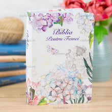 Încarcă imaginea în vizualizatorul Galerie, BIBLIA PENTRU FEMEI