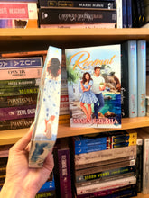 Încarcă imaginea în vizualizatorul Galerie, Rezervat- Mara Eremia
