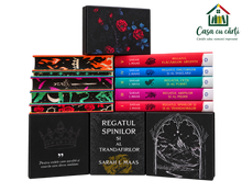 Încarcă imaginea în vizualizatorul Galerie, Seria Regatul spinilor si al trandafirilor Hardcover vol. 1-5 (ACOTAR)- Sarah J Maas -editie de colectie, sprayed edges in cutie

